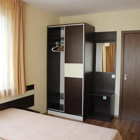 Hotel Gardemarine 2*